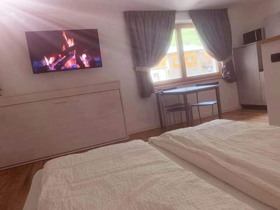 Chalet Dal Grant Livigno Exterior foto